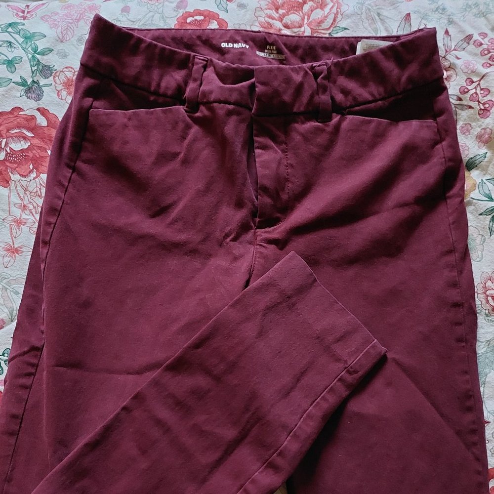 Old Navy Pixie Pants- High Rise, Secret Slim Pockets